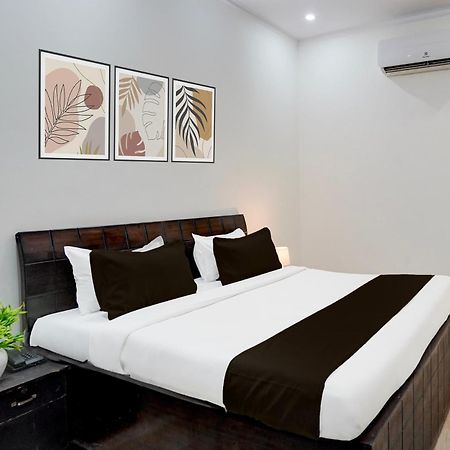 Super Townhouse Sector 53 Golf Course Road Apartment Gurgaon Bagian luar foto
