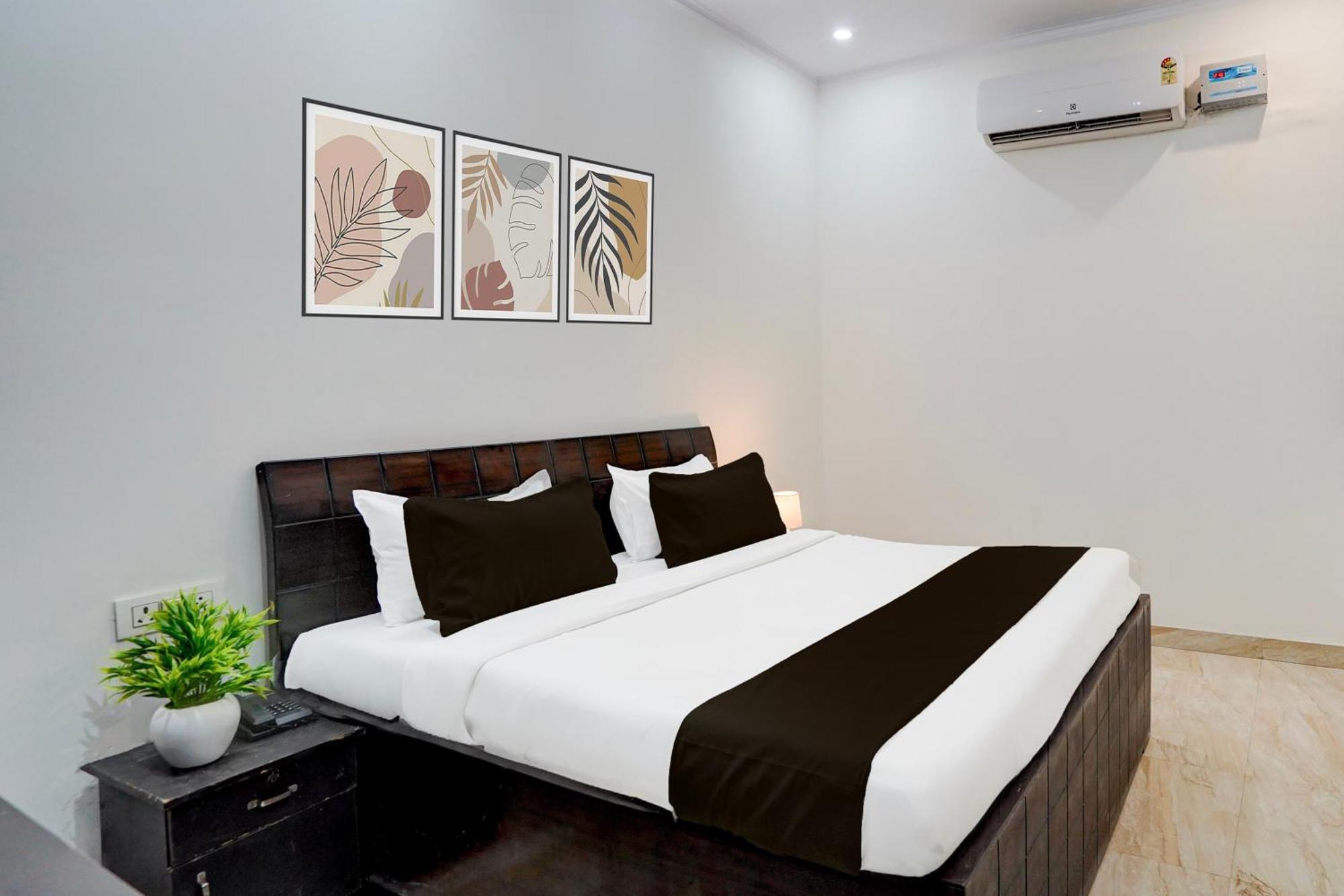 Super Townhouse Sector 53 Golf Course Road Apartment Gurgaon Bagian luar foto