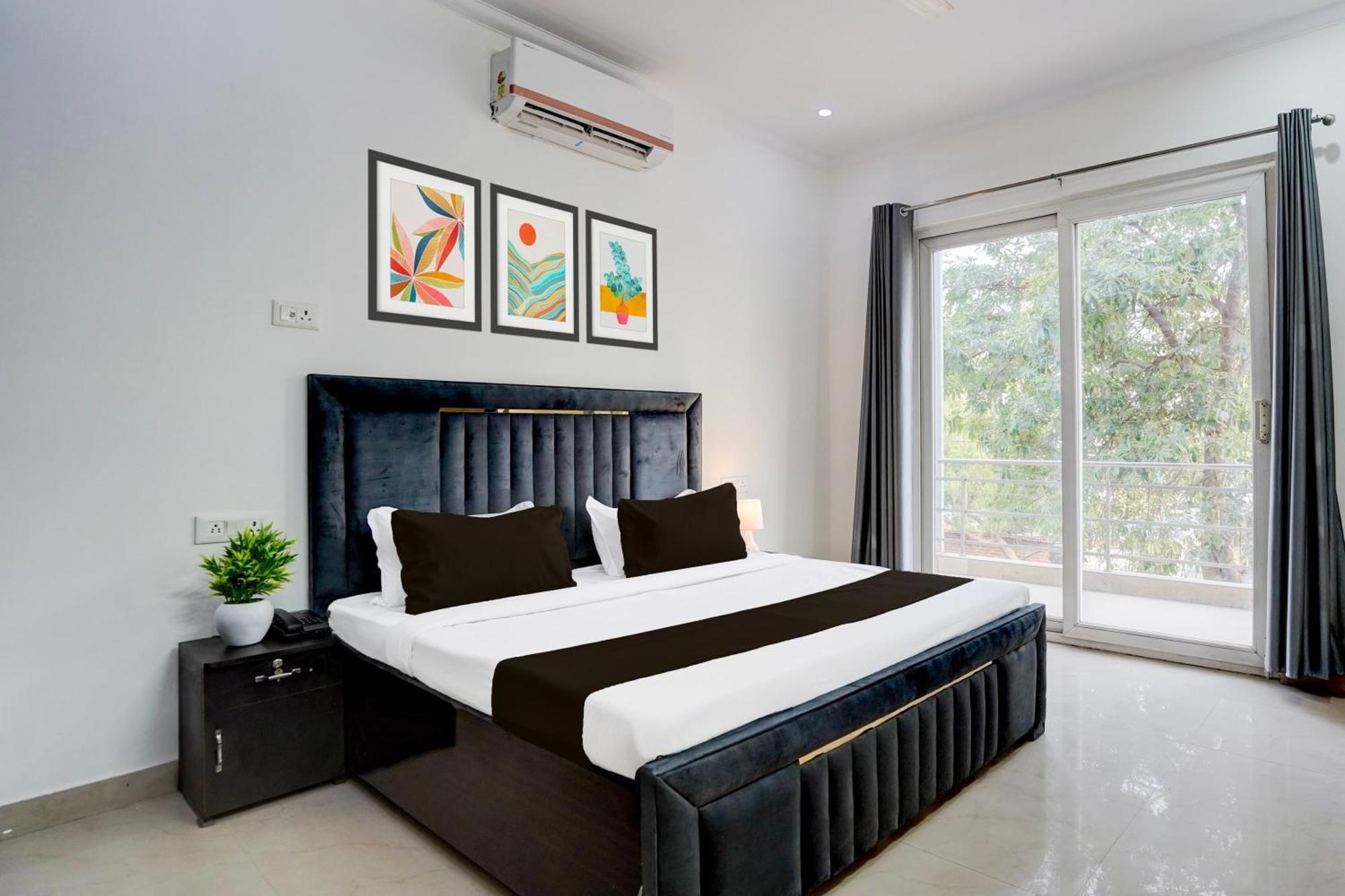 Super Townhouse Sector 53 Golf Course Road Apartment Gurgaon Bagian luar foto