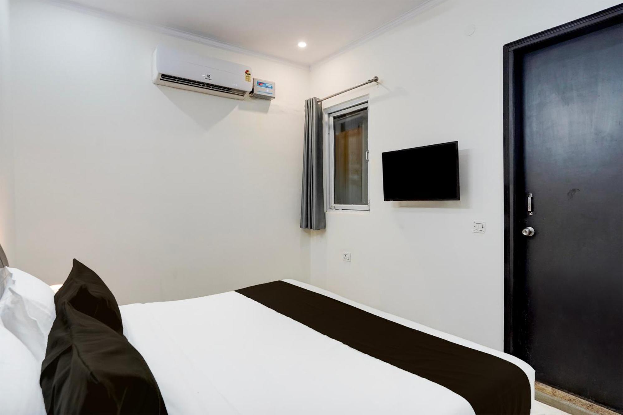 Super Townhouse Sector 53 Golf Course Road Apartment Gurgaon Bagian luar foto